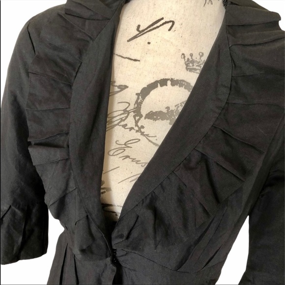 CAbi Ruffled Blazer - Picture 3 of 8